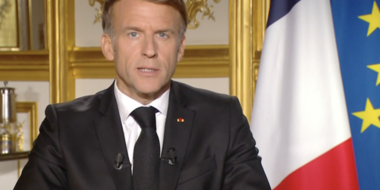 Macron se obratio naciji dok se Francuskom širi divljaštvo: Krenulo je i u drugim zemljama
