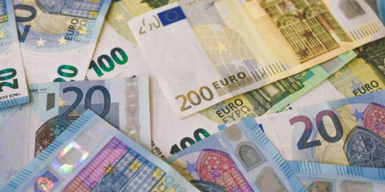 Mislio da će vratiti zamrznuti novac, a ostao bez 30.000 eura: Prevarant s Krka izvukao mu ušteđevinu