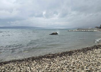 Na Jadranu kiša, grmljavina i olujni udari bure, na kopnu u petak magla