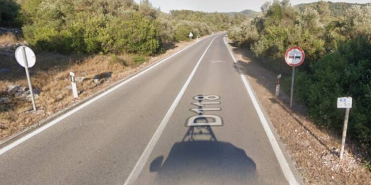 Na Korčuli poginuo mladić u teškoj prometnoj nesreći