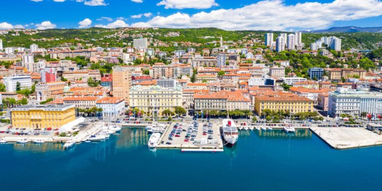 Na jugu pretežno sunčano, sjeverni Jadran uz više oblaka