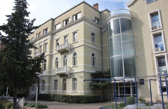 OSUĐEN NASILNIK I PODMETAČ POŽARA Zbog nasilja nad bivšom partnericom, podmetanja požara i prijetnji policajcu dobio tri godine zatvora