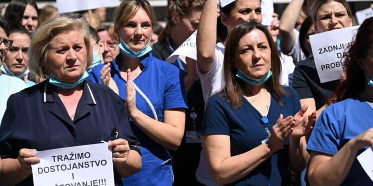 Objavili plaću medicinskih stara, one bijesne: ‘To nije stvarna slika’
