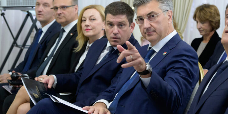 Plenković donio niz odluka na zatvorenoj sjednici Vlade: Razriješena poznata imena