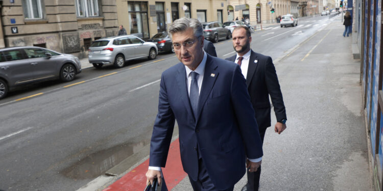 Plenković po prvi put popušta zahtjevima ulice: Od rujna ima potpuno novu do sada neviđenu strategiju