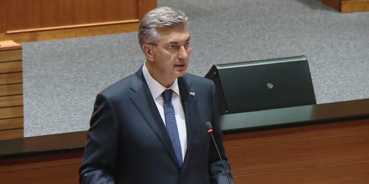 Plenković predstavio izvješće, pljušte reakcije: ‘Sretno s bauljanjem, sretno s anemijom’