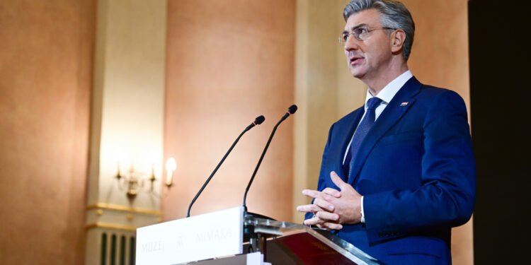 Plenković se oprostio od Mate Kovača: ‘Dovoljno je bilo da podigne ruku, bio je legenda”