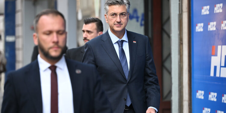 Posljednji poziv na buđenje: Opći sabor HDZ-a neće biti rutinsko okupljanje, nego krizni sastanak 