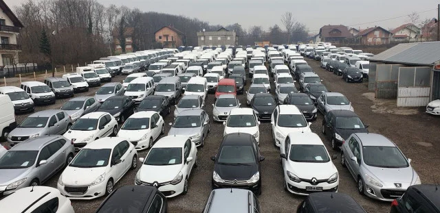 Raste uvoz polovnih vozila u BiH, evo koliko im je prosječna cijena