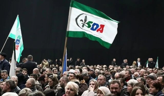 SDA kažnjen zbog zloupotrebe djece u političke svrhe