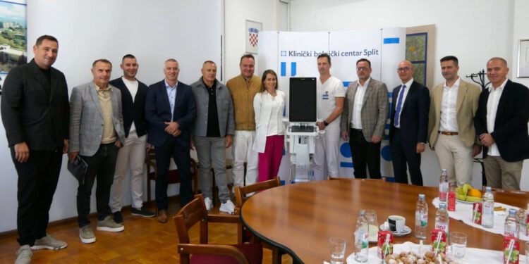 Sedam donatora učinilo veliku stvar za KBC Split: U bolnicu stigao uređaj vrijedan gotovo 52.000 eura