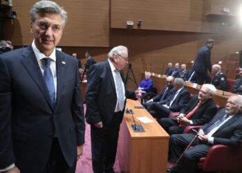 Sindikati postaju jedina prava oporba: Plenković uspješno pacificira lidere ljevice, no čeka ga neviđena bitka