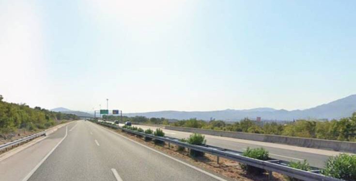 Na A1 napadnut kombi crnogorskih registracija