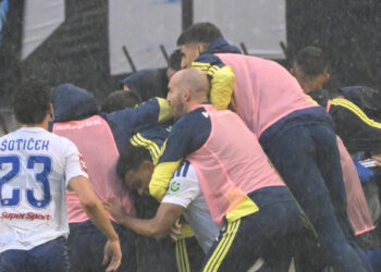 Sportske novosti – VIDEO Hajduk srušio Dinamo na potopljenom Poljudu! Golčina Bambe, derbi trajao 106 minuta