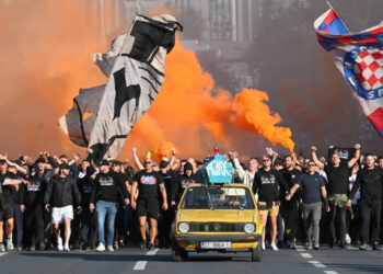 Sportske novosti – Vejić i Toplak bez dlake na jeziku: ‘Kome da gradimo stadion? Onima koji zazivaju Hitlera?’