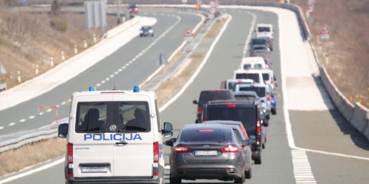 Teška nesreća na A1: Jedna osoba poginula, petero ozlijeđenih
