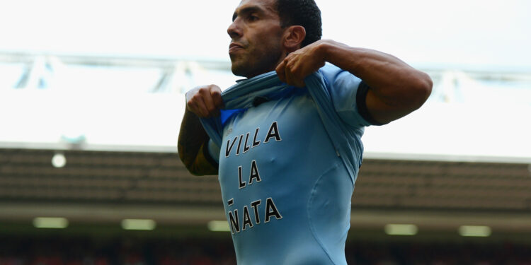 Tevez i istina o Fergusonu: “Ozlijedio me. City? Osveta”