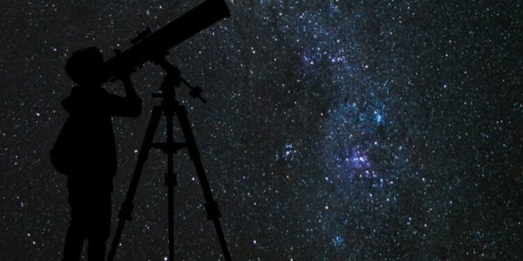 Tjedan svemira stiže u Split: Pet dana besplatnih predavanja, teleskopa, filma i Astro-kviza