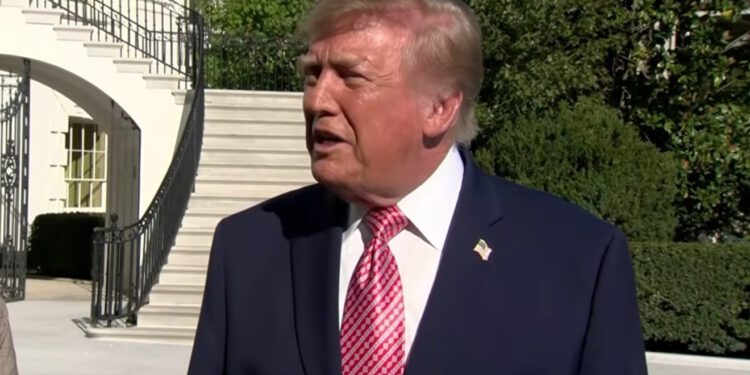 Trump izjavio da se Rusija ponaša u redu: ‘Ukrajini smo dali puno, a oni nama ništa’