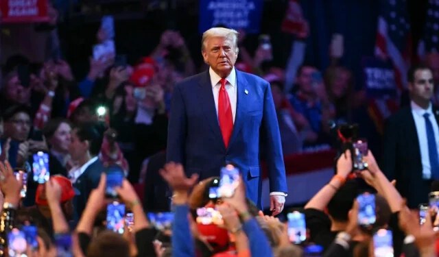 Trumpu rapidno pada potpora: Demokrati vode uoči izbora za Kongres
