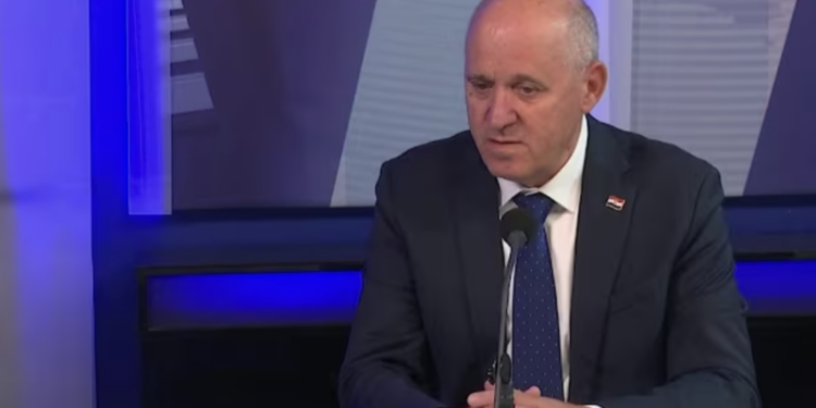 Tvrtka iz afere s otpadom u igri za posao od 11 milijuna eura, Bačić najavio brzu odluku
