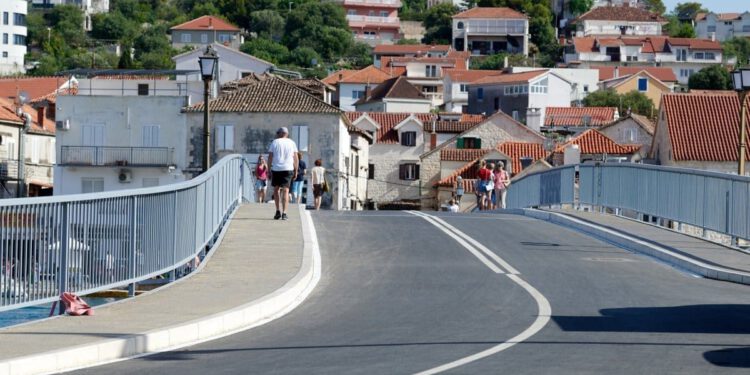 VAŽNA OBAVIJEST ZA VOZAČE Zatvara se stari Čiovski most, evo kojim putem će se prometovati