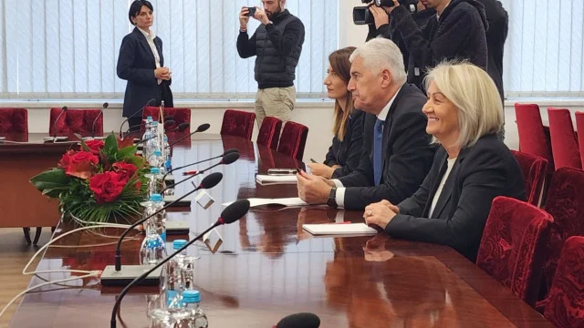 VIDEO Počeo sastanak Dodika i Čovića: U Banjoj Luci razgovaraju o formiranju nove vlasti