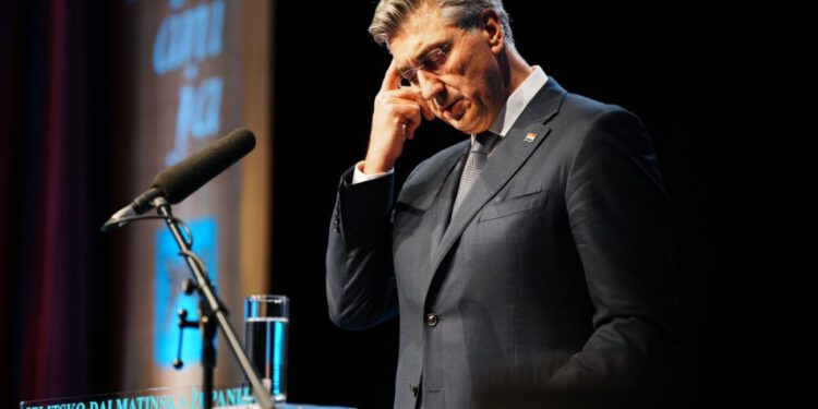 VIDEO Poslušajte kako Plenković priča francuski