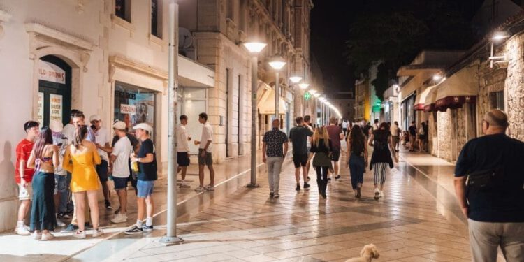 Veliki preokret nakon sjednice o noćnim klubovima u Splitu! HDZ tvrdio da je zabrana alkohola nezakonita, Ministarstvo ih demantiralo