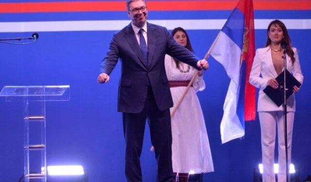‘Vučko sad naš brat’: Nove Sky prepiske otvaraju pitanja veza Vučića i kriminalnih klanova
