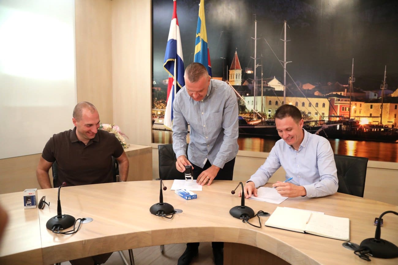 makarska potpisivanje-ugovora-061026 012 4