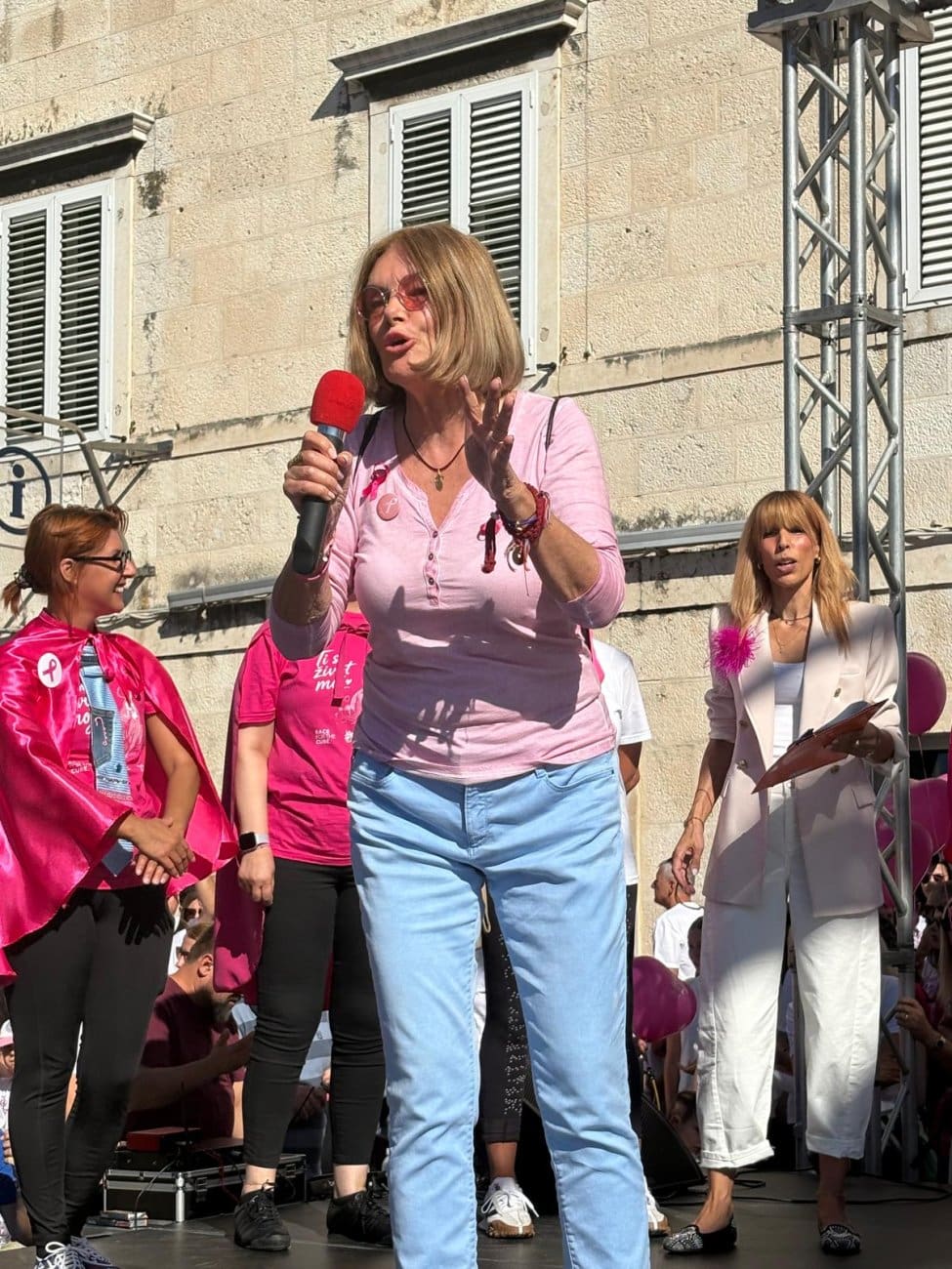 nikolic-race-for-the-cure 1