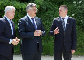 Penavi se ne piše dobro, čini se da se malo zaletio