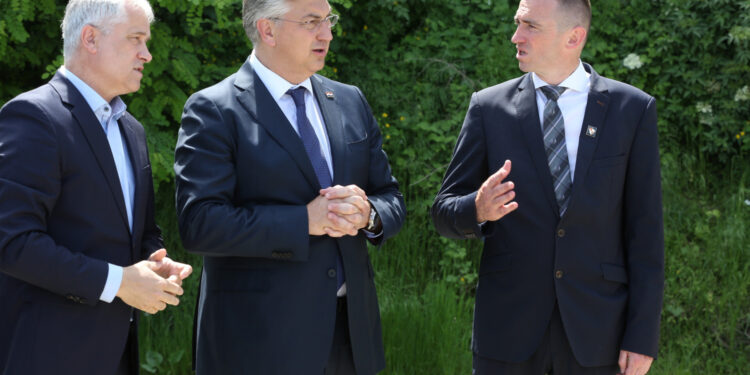 Penavi se ne piše dobro, čini se da se malo zaletio