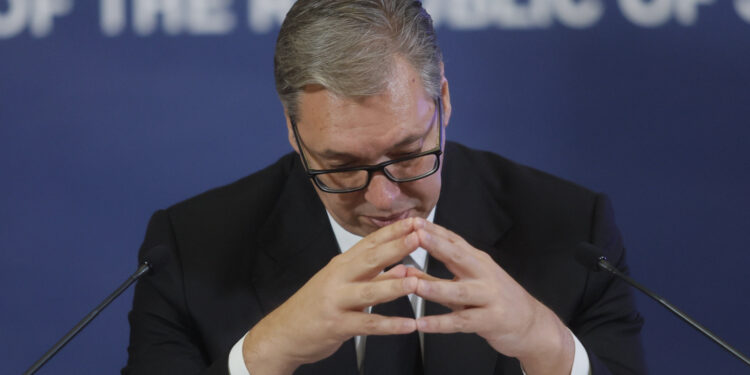 Skandal s Vučićevim predizbornim spotom: Radio mu ga bjegunac s tjeralice